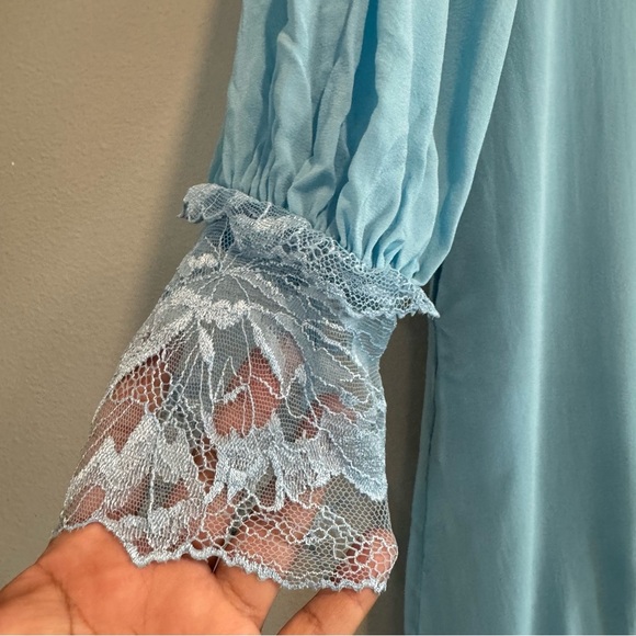 La Perla Nightgown Ruffles Lace Delicate Feminine NO BELTSize 2 small NWT $864 - Picture 3 of 12